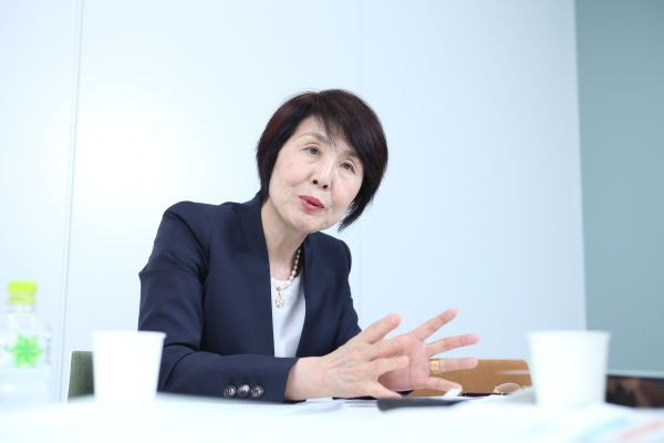 女性が活躍できず、ダイバーシティが進まない元凶は「長時間労働」にある