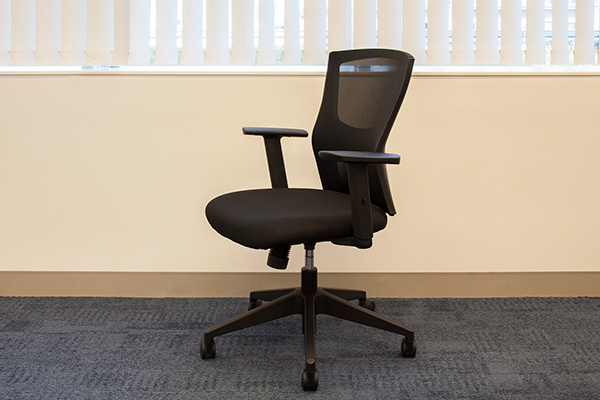 株式会社HDEのオフィスチェアを見せてください(オフィス訪問[3])【椅子