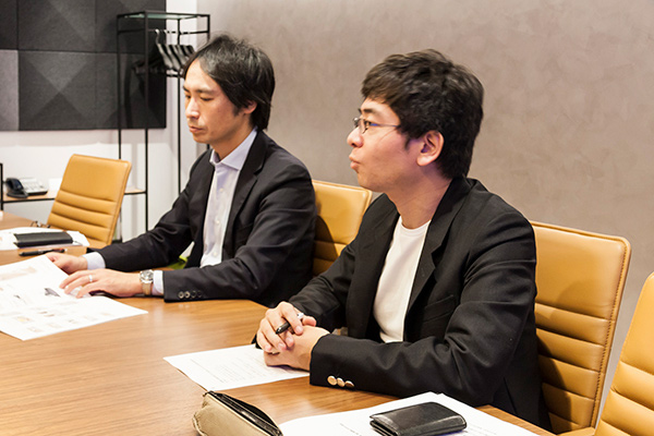 眞田氏(写真左)  五十嵐氏(写真右)